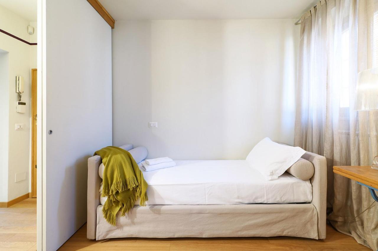 Contempora Apartments - Fiori Chiari 26 Милано Екстериор снимка